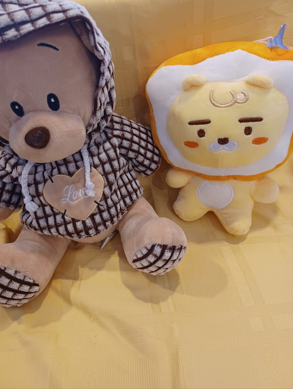 Plush Bear and Cute Lion Plush - Beige & Yellow